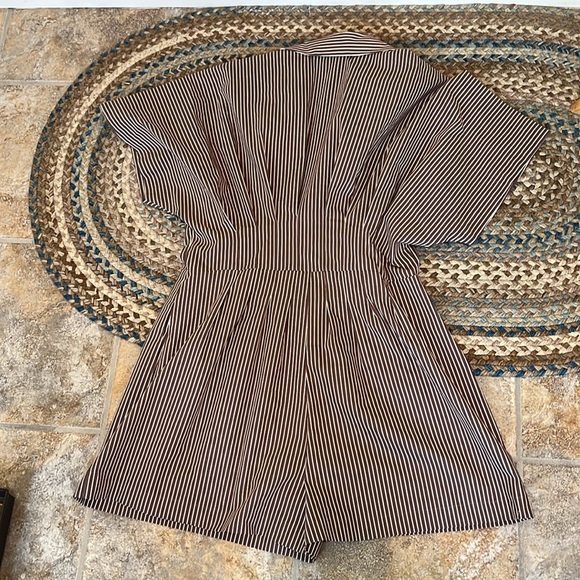 Anthropologie x  Exquise The Tobie Pleated Romper Size Large NWT - Picture 12 of 12